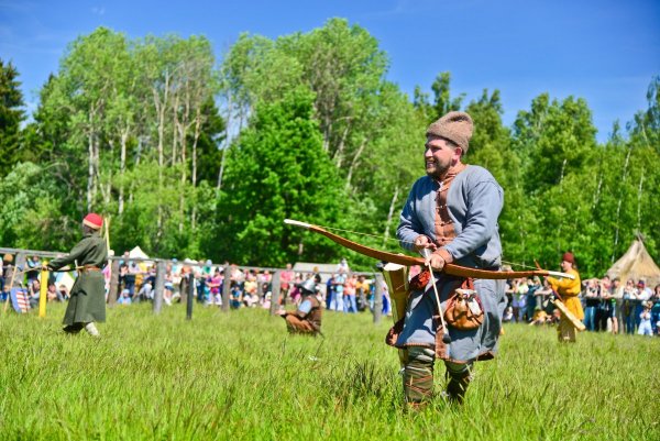 мальчишь-плохишь (длиннорукий)