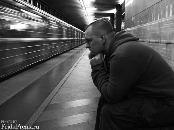 Она не придёт... Она не придёт...