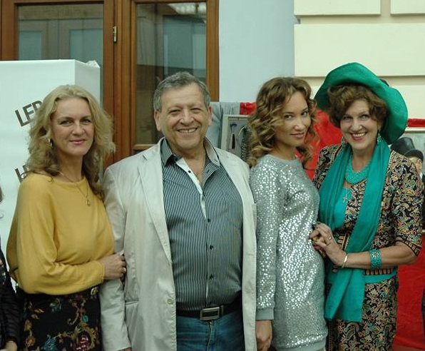 Маргарита Майская, Борис Грачевский, лидия Соколова-Сербская на открытии XIII Международной выставки - CHAPEAU-2015. Маргарита Майская, Борис Грачевский, лидия Соколова-Сербская на открытии XIII Международной выставки - CHAPEAU-2015.