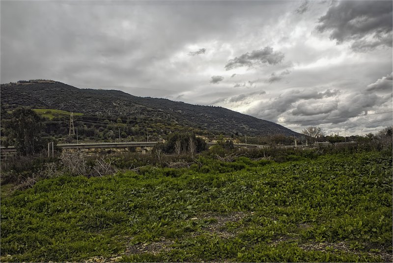 2025г  Долина   Кирьят Харошат Вальруй. Под Кирьят-Тивоном