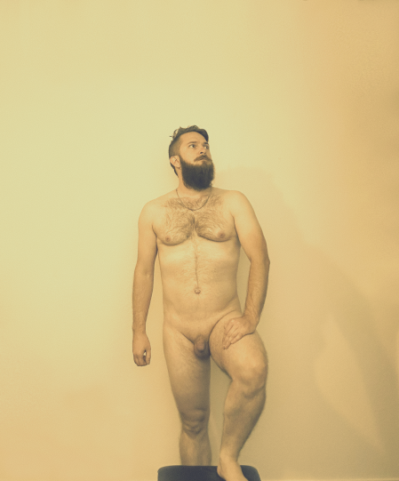 Натурщик ню